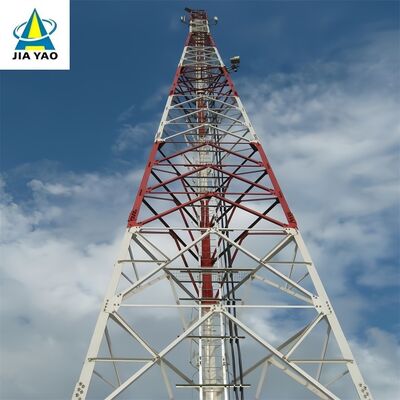 32M Ochrona odgromowa 3-nożna stalowa wieża kątowa do stacji bazowej 5G w parku przemysłowym
