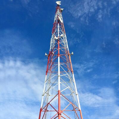 42m 53m 65m 72-metrowe połączenie kołnierzowe 3-rurowa wieża telekomunikacyjna do wejścia na stację
