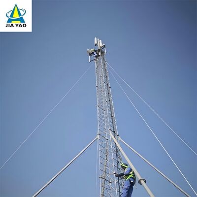 32 45 50M Q355 Stalowa wieża antenowa z odciągami do komunikacji ze stacją strażników leśnych