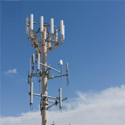 Uchwyt dachowy ze stalową wieżą Monopole 20M Q355 do wdrożenia 5G w budynku biurowym