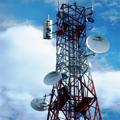 20m 40m 45m 50m Czteronożny maszt stalowy GSM Komunikacja komórkowa BTS Antenna Wieża komunikacyjna