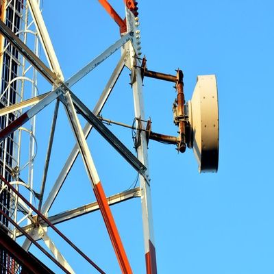 36m 4 nogi stalowe siatki kątowe wieże łączności mobilnej / samopodtrzymujący maszt anteny