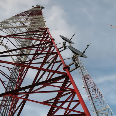 Antenna telekomunikacyjna Sieć GSM Wi-Fi Wieża komórkowa samoobsługowa 3 nogi Tubularna komórkowa wieża komunikacyjna mikrofalowa