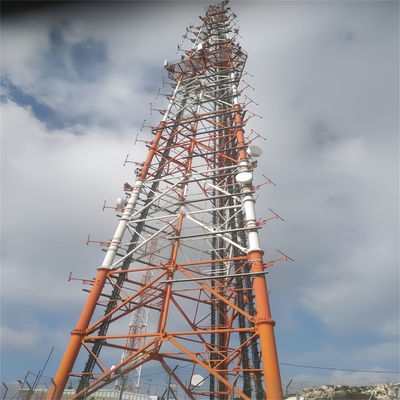 Bolted Pylon Żelazo 3 nogi Tubularne Steel Tower 20 - 65 Meter Mast