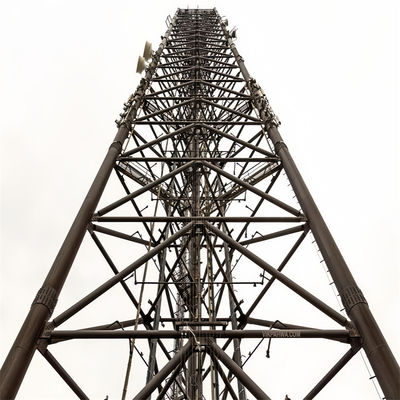 Bolted Pylon Żelazo 3 nogi Tubularne Steel Tower 20 - 65 Meter Mast