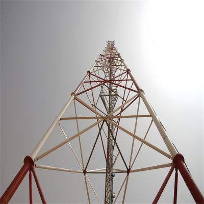 Q345 / Q235 Trzynożne wieże stalowe rurowe / wieże stalowe z siatką ANSI/TIA-222-G-2005