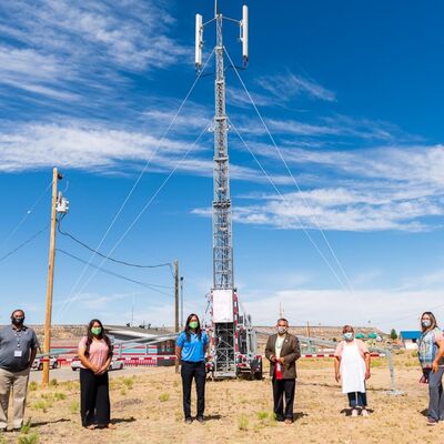 Teleskopowa sieć wieżowa 15-30M Galwanizowana stała ciężarówka Antenna komunikacyjna 40M/S Wiatroodporna