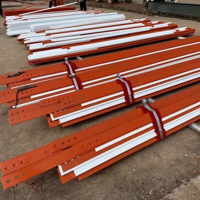 10 16 22 28M Lekka, trójnożna stal kątowa, ocynkowana, samonośna, zewnętrzna wieża telekomunikacyjna 5G 4G Wifi Wiejska wieża telekomunikacyjna