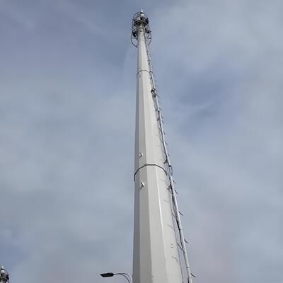 20 28 36M Przyjazny krajobrazowi Monopole Rurowy ocynkowany Zewnętrzny 5G 4G Kuchenka mikrofalowa Miasto Sceniczny maszt komunikacyjny