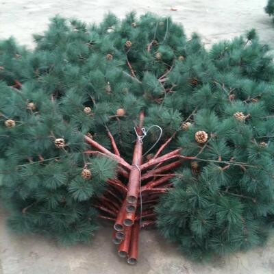 Wieża Bionic Tree z włókna szklanego i tworzyw sztucznych odpornych na promieniowanie UV z ocynkowaną stalową konstrukcją wewnętrzną dla trwałych rozwiązań infrastruktury zewnętrznej