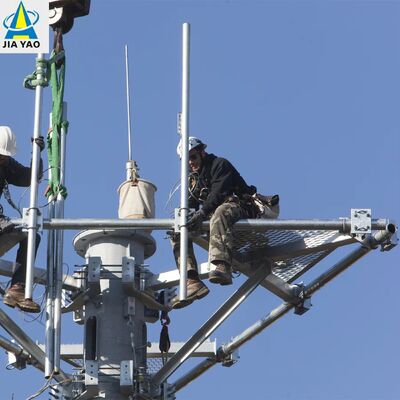 18 22 38M Trwała monopolarna wieża komunikacyjna ze stali węglowej Multi antena kompatybilna z siecią 4G 5G