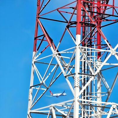 40M 80M Q355 Stalowa wieża telekomunikacyjna o czterech nogach