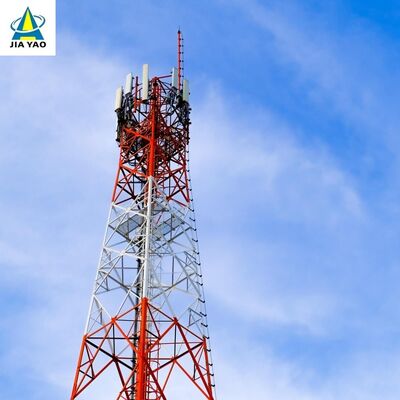 30M 40M 45M Powłoka przeciwoblodzeniowa 4-nożna stalowa wieża kątowa dla infrastruktury telekomunikacyjnej w zimnym regionie