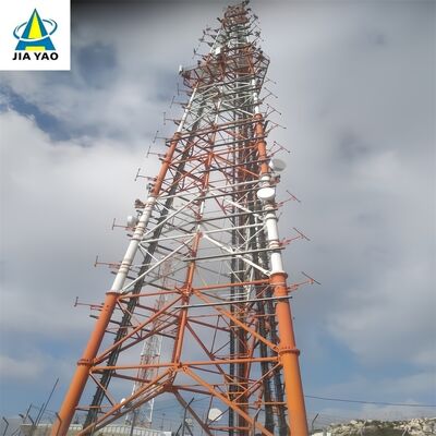 48 m 60 m 70 m 77 metrów Kompaktowy ślad 3-rurowa wieża telekomunikacyjna dla miejskiego deptaka 5G