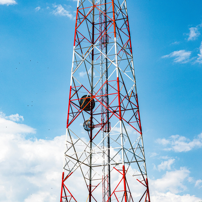 Kątowa stalowa wieża komunikacyjna klasy sejsmicznej z 4 nogami Standardowy maszt kratowy ANSI/TIA-222 do instalacji anteny radiowej TV